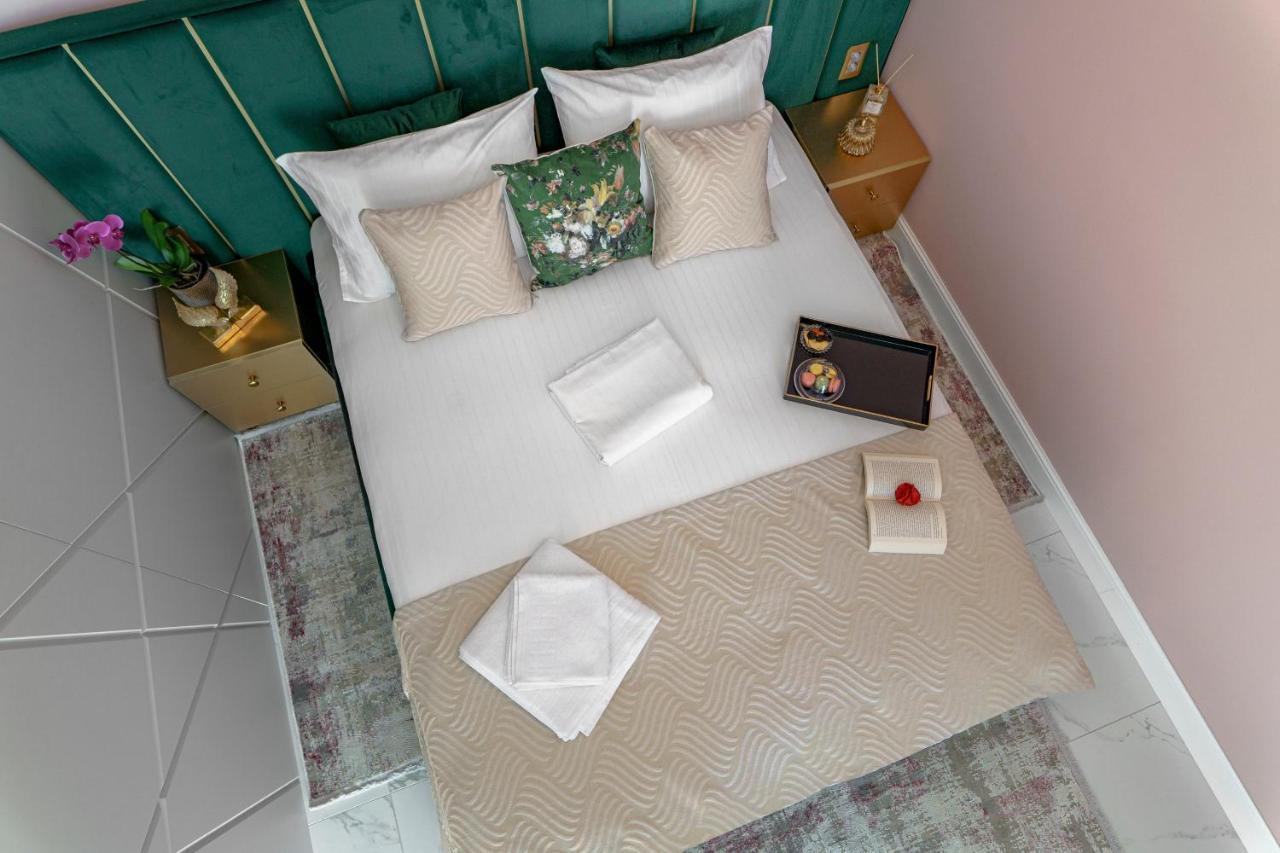 Del Mar Mamaia-Vega Studio Apartment ภายนอก รูปภาพ