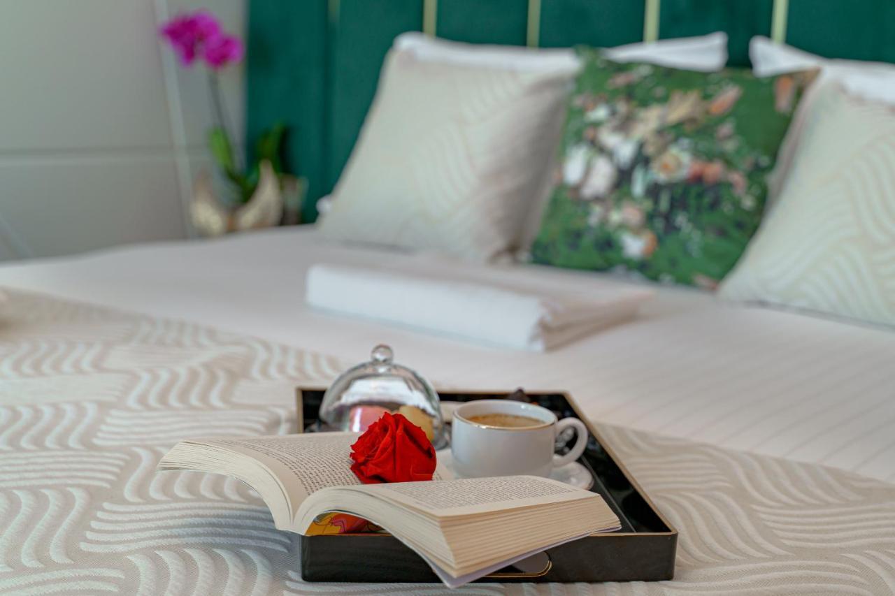 Del Mar Mamaia-Vega Studio Apartment ภายนอก รูปภาพ