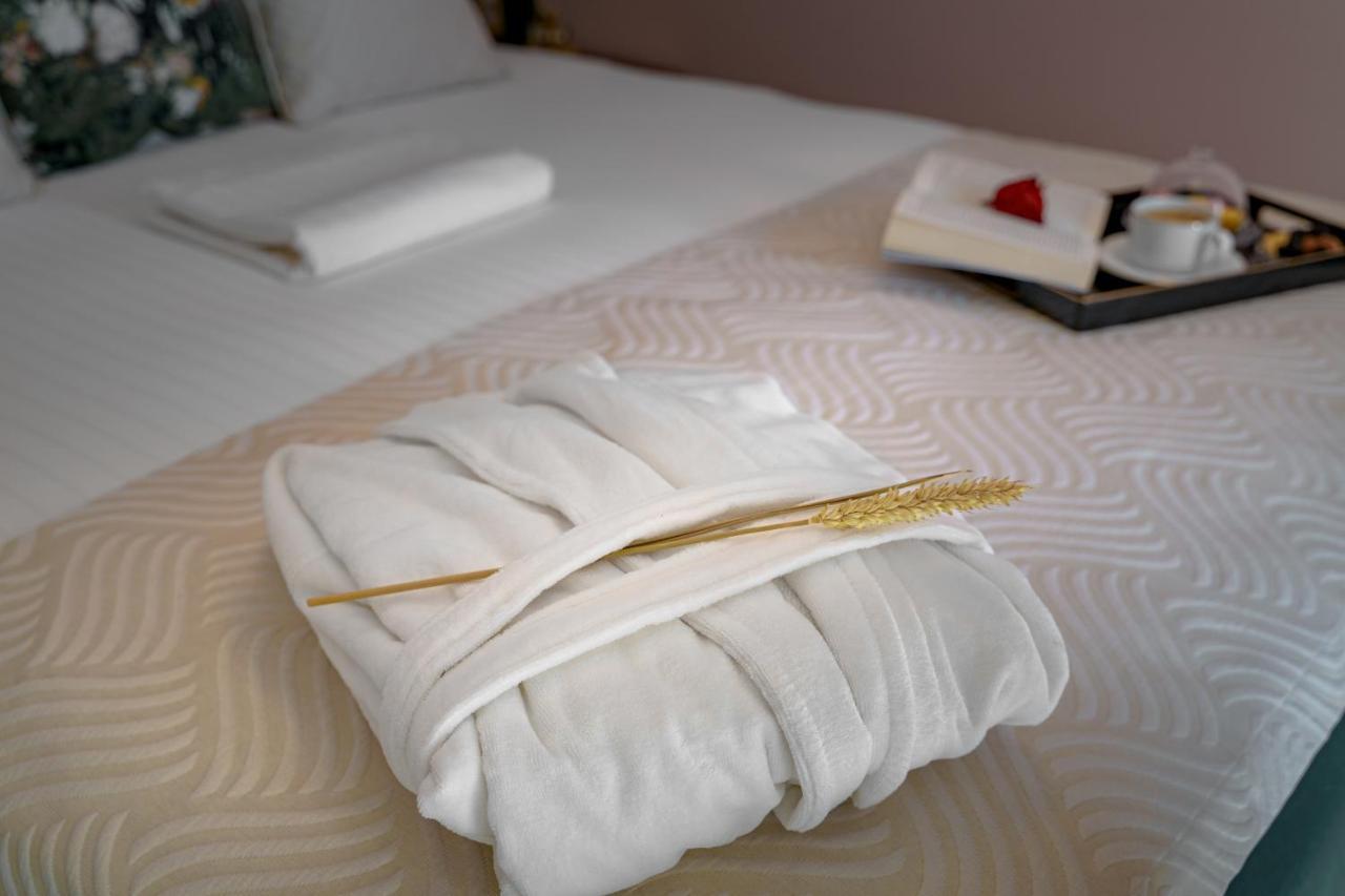 Del Mar Mamaia-Vega Studio Apartment ภายนอก รูปภาพ